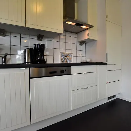 Spacious Holiday Home With Shared Swimming Pool And Stunning Views בית נופש Rekken